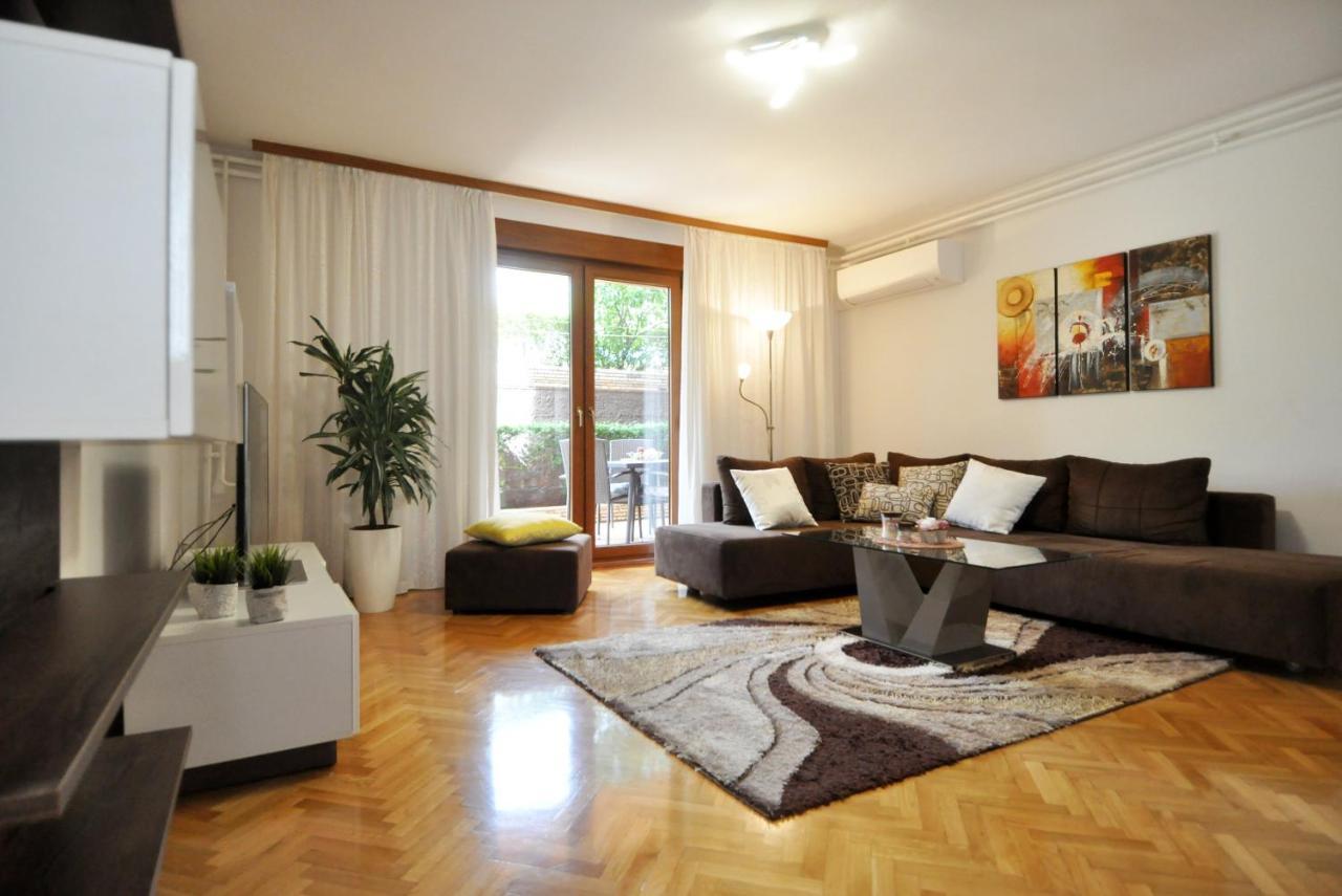 Apartman Lory Pula Exteriér fotografie