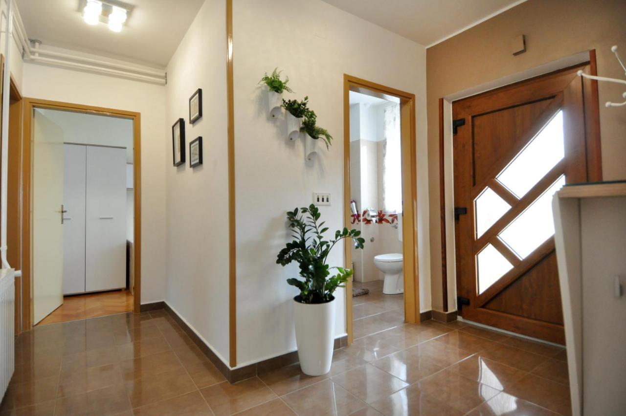 Apartman Lory Pula Exteriér fotografie