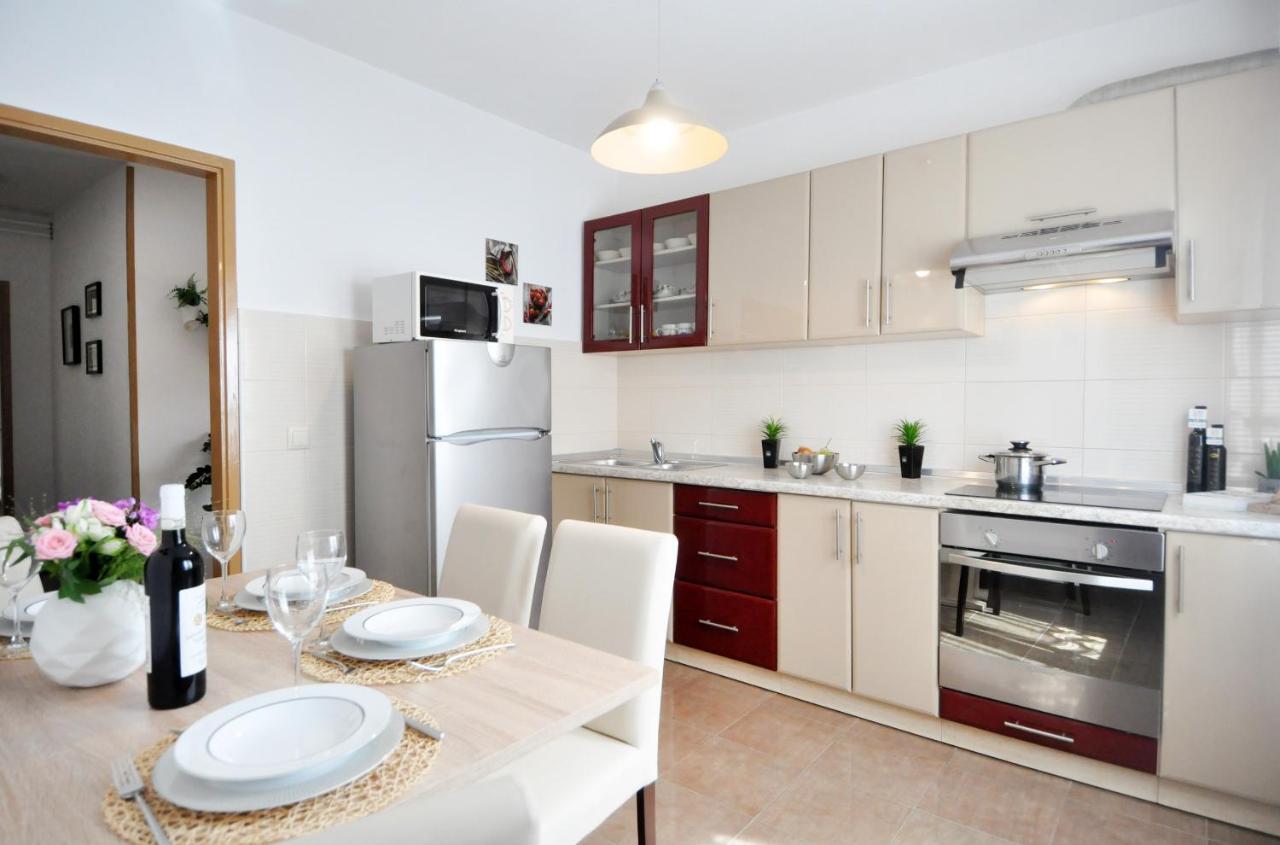 Apartman Lory Pula Exteriér fotografie