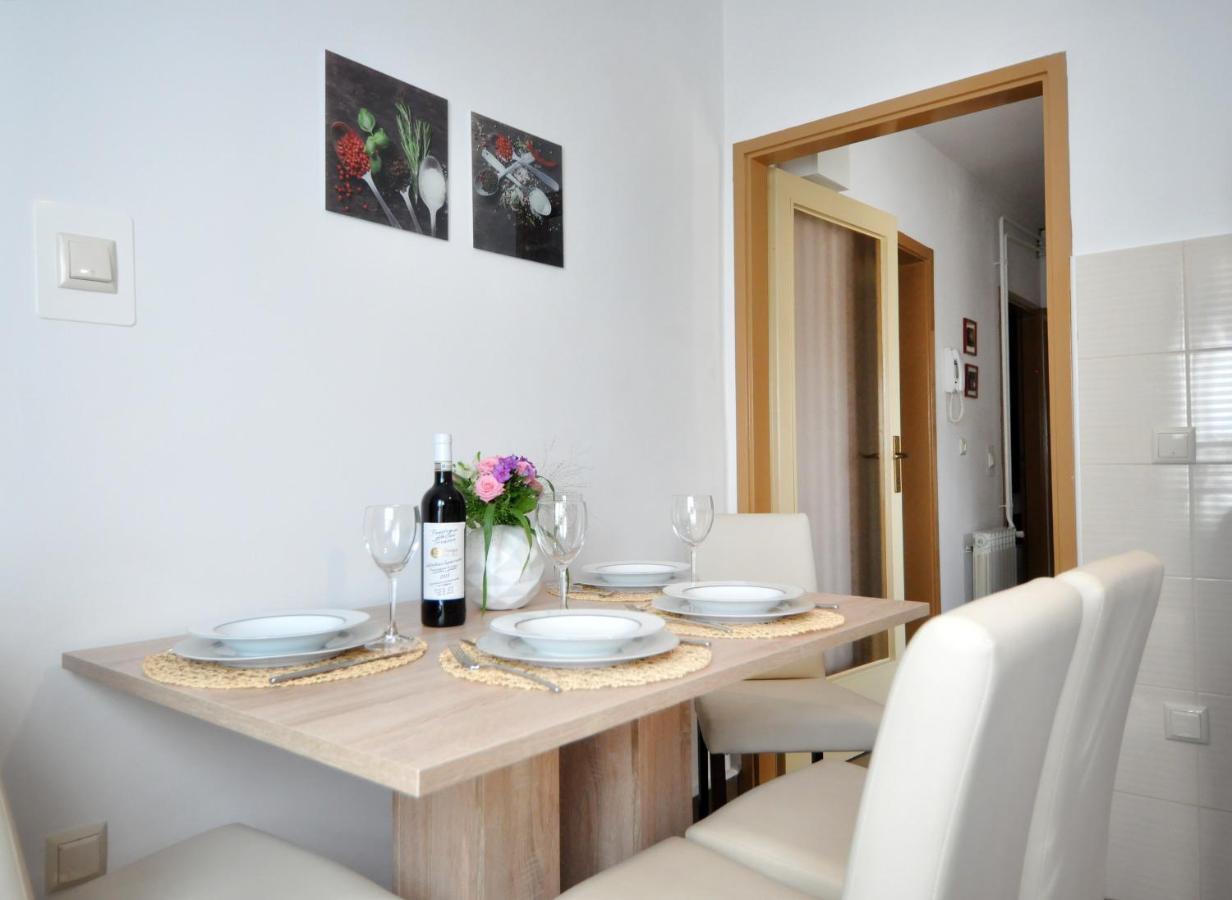 Apartman Lory Pula Exteriér fotografie