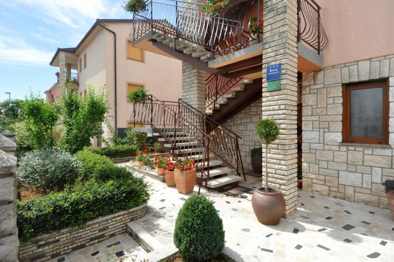 Apartman Lory Pula Exteriér fotografie