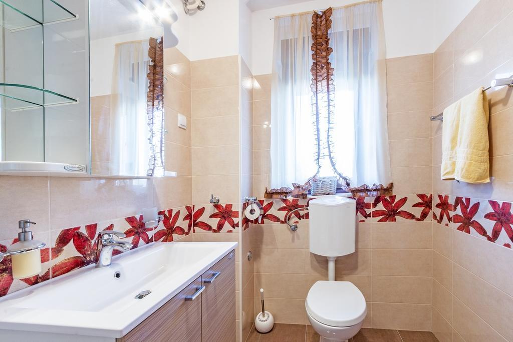 Apartman Lory Pula Exteriér fotografie
